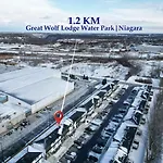 Elegant 2Br Suite With Parking, Only 7 Mins To Niagara Falls And Sleeps 4 Guests