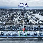 Elegant 2Br Suite With Parking, Only 7 Mins To Niagara Falls And Sleeps 4 Guests